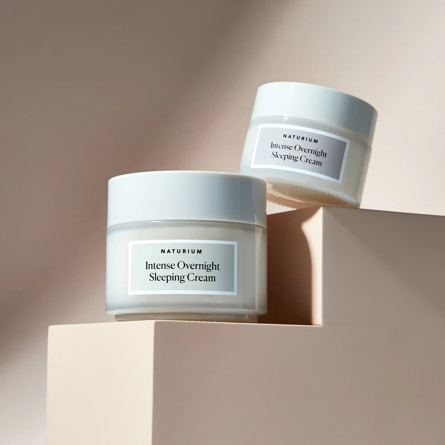 intense-overnight-sleeping-cream-jumbo-k2 11_18_2021_Naturium0552-crop.webp