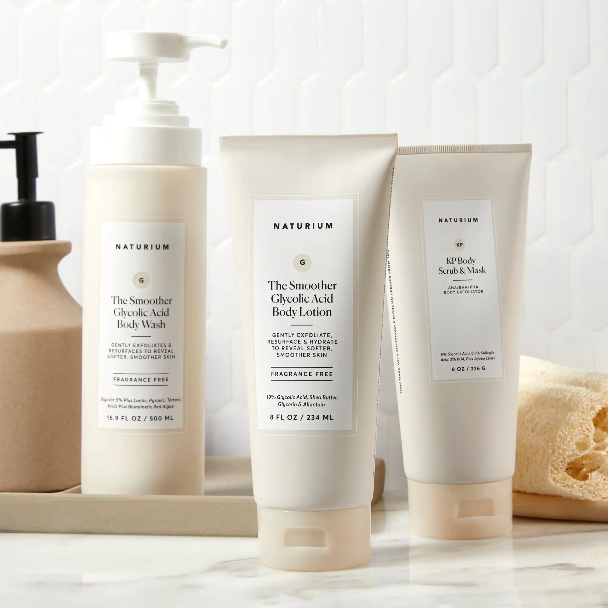 the-glycolic-acid-body-bundle-i6 glycoliclotion_9425-crop.webp